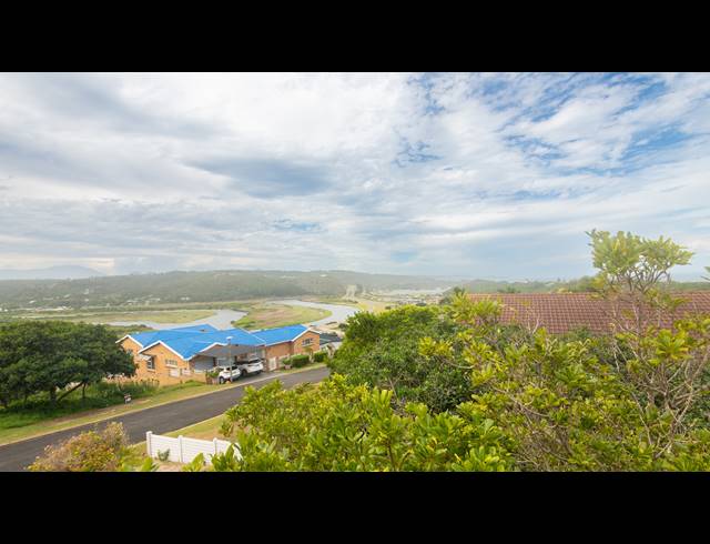 4 BEDROOM HOUSE FOR SALE IN BERGSIG